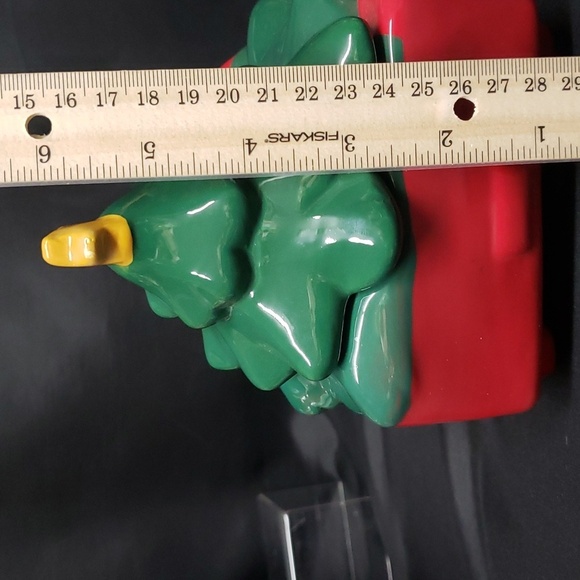 Rae Dunn Red Truck with Tree CHRISTMAS Cookie/Treat Jar - Picture 6 of 8